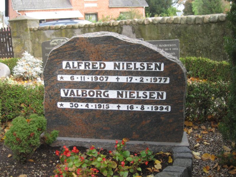 Alfred Nielsen.jpg